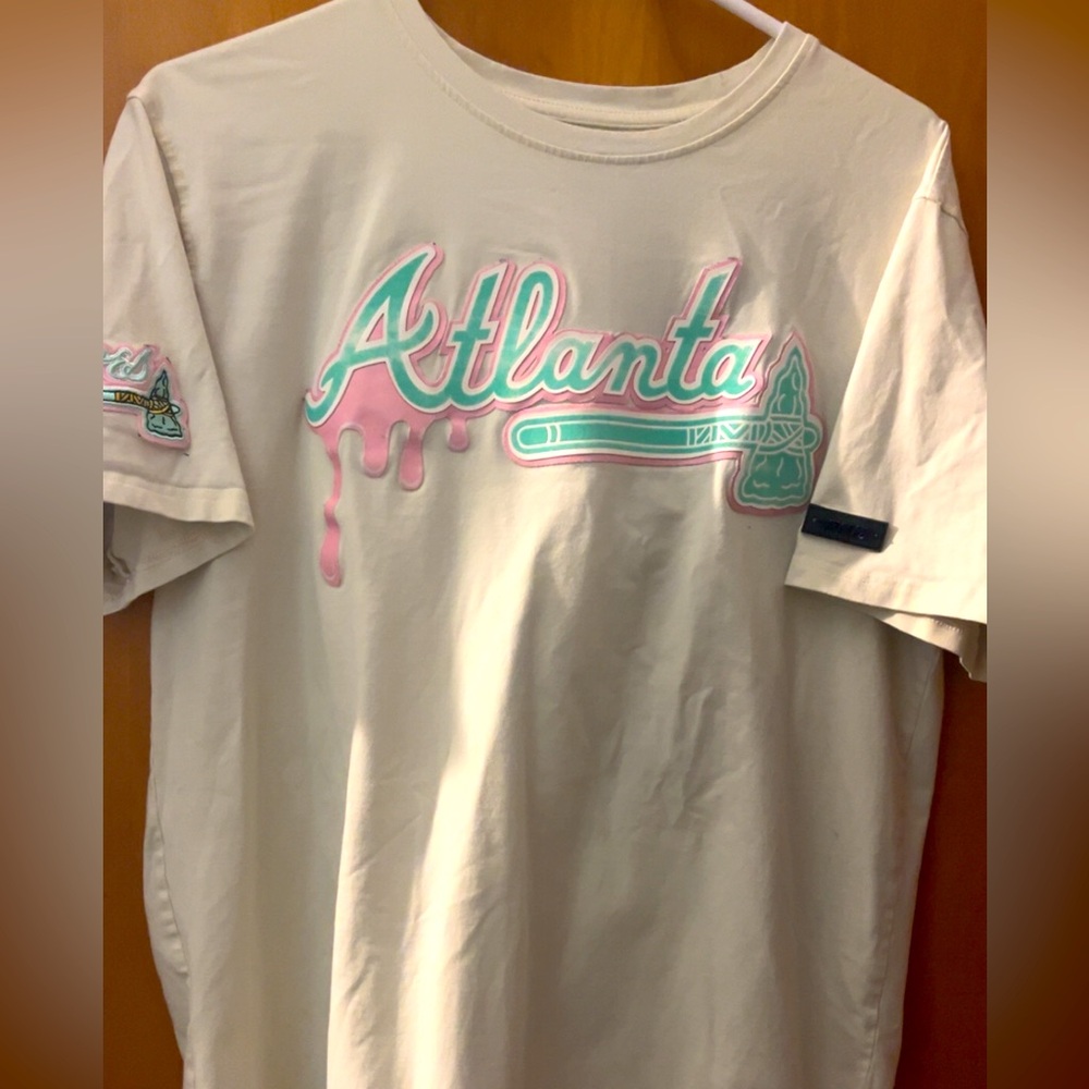 Pro Standard Atlanta Braves tee